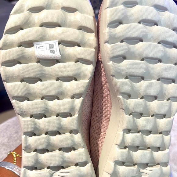 Skechers Pink Cozy slip on shoes with Plush Lining super soft - Picture 6 of 11